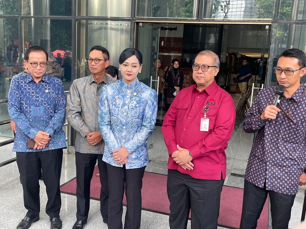 Usut Korupsi di Sektor Keuangan, OJK Perkuat Kerja Sama dengan KPK