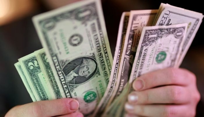 Kurs Dolar ke Rupiah Hari Ini 22 Juni Melemah ke Rp 17.813, Cek Kurs BCA dan Mandiri!