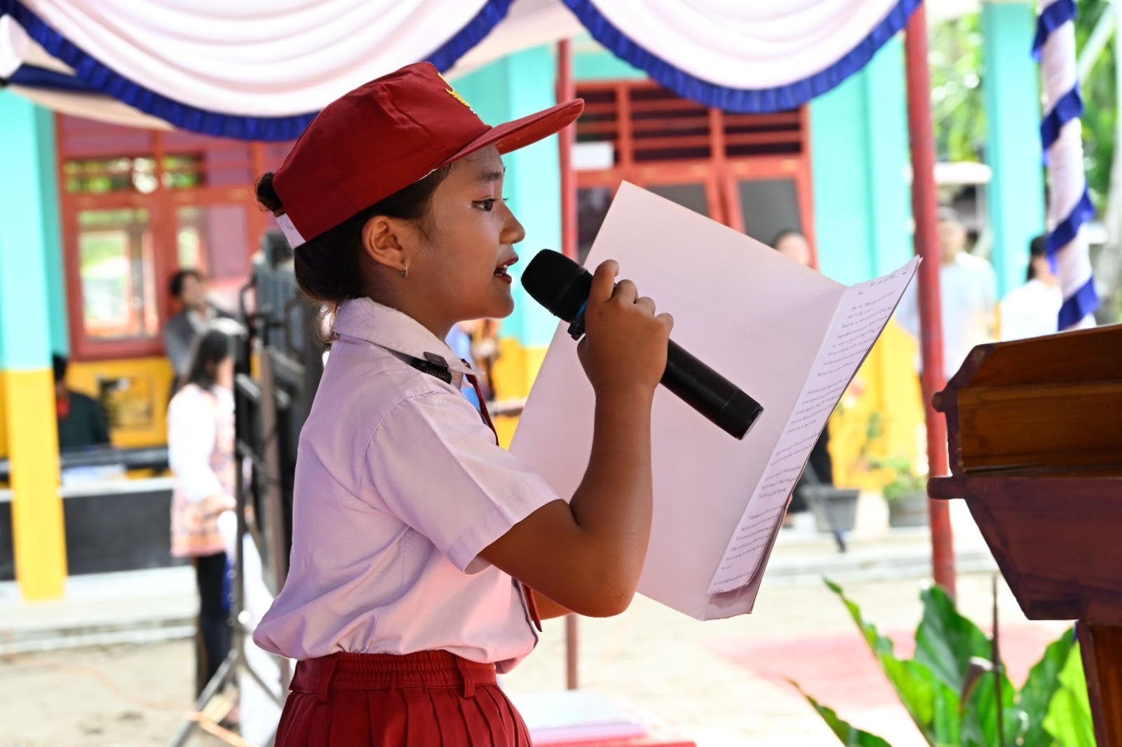 'Surat Cinta' dari Nias Utara untuk Prabowo, Ucapan Syukur Atas Fasilitas Sekolah dan Program MBG