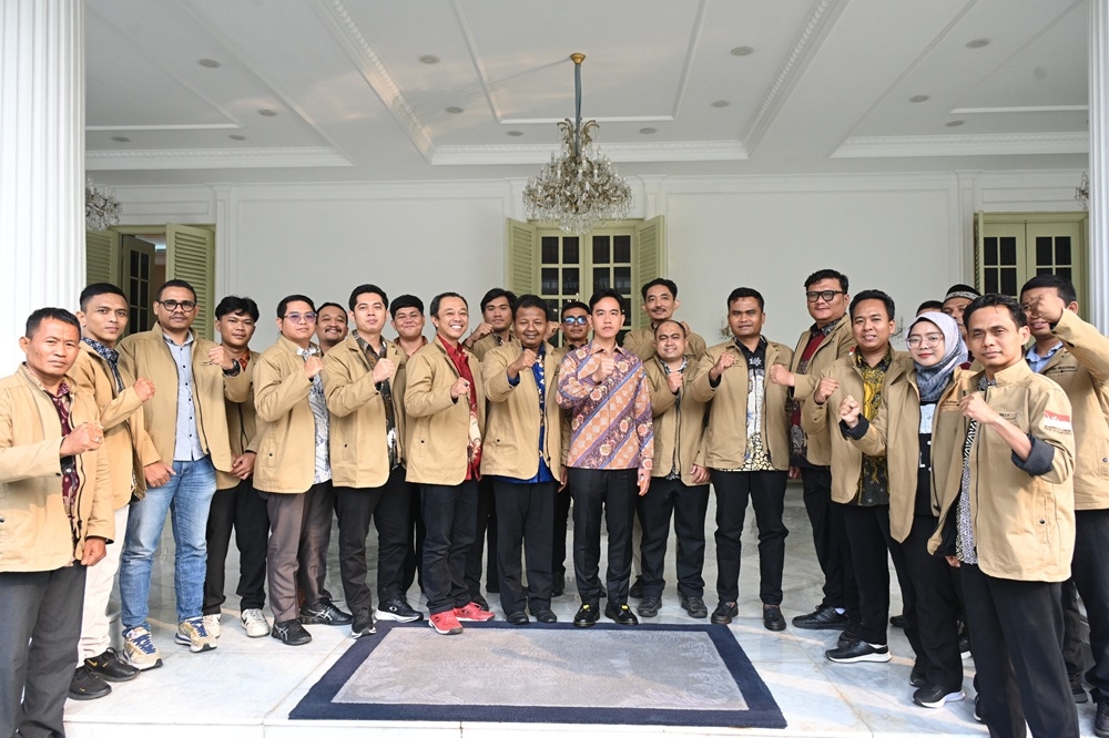 Wapres Gibran Ajak Alumni Mahasiswa Bergandengan Tangan Bangun Bangsa