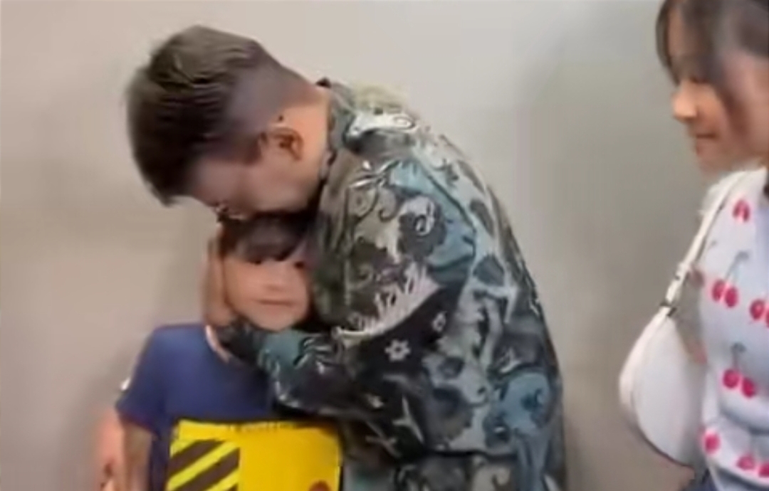 Hanya 3 Menit, Ruben Onsu Syukuri Momen Intim Singkat Bareng Anak Sebelum Umrah
