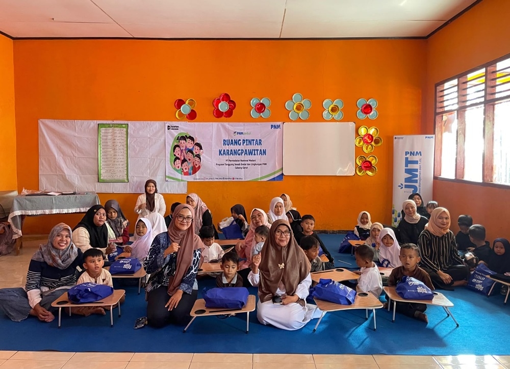 Senangnya Anak-anak Belajar Gratis di Ruang Pintar Karangpawitan
