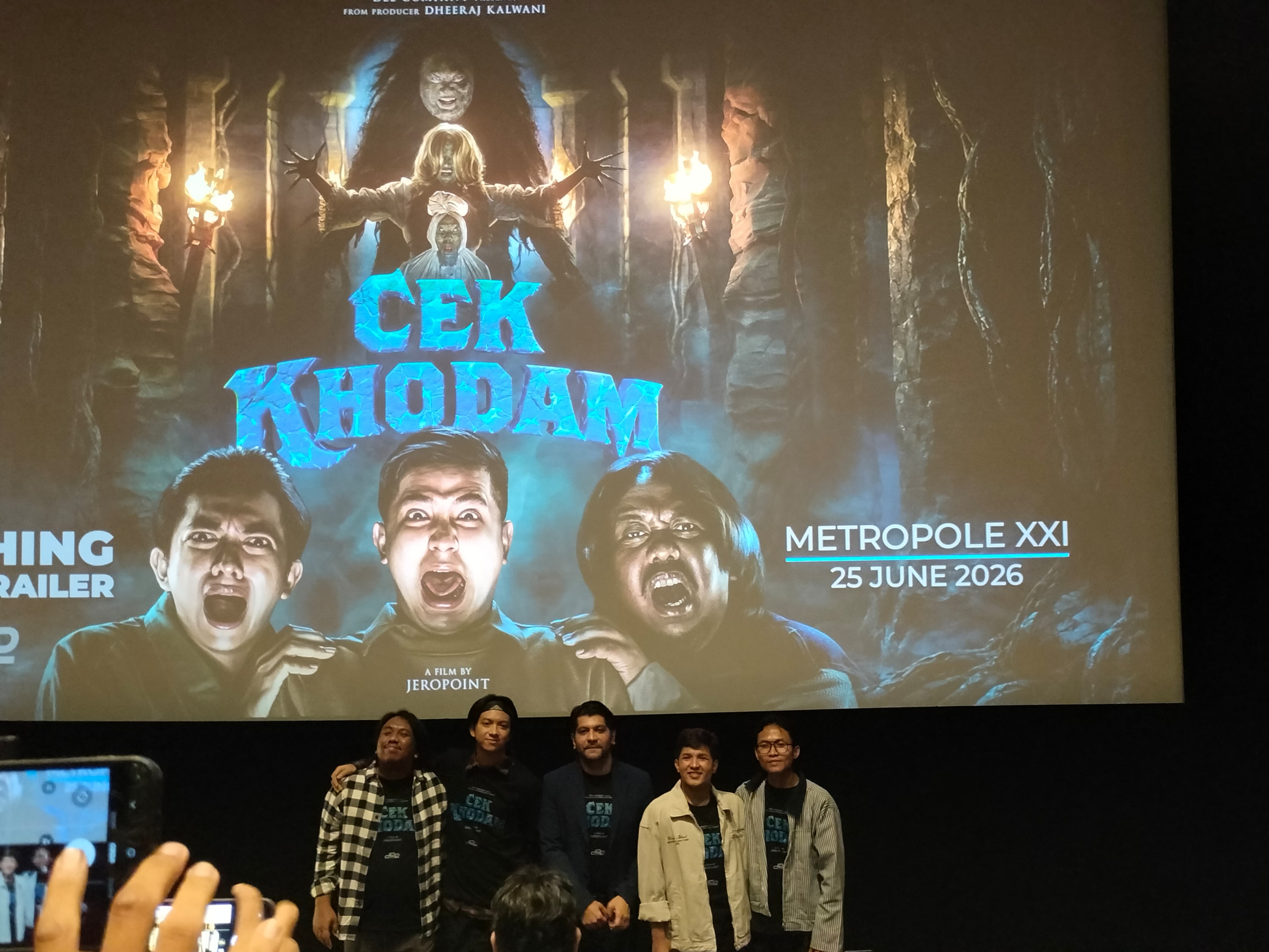 Main Film Layar Lebar Pertama Kali, Jirayut Beruntung Dapat Chemistry dengan Pemain Lain di Film Cek Khodam