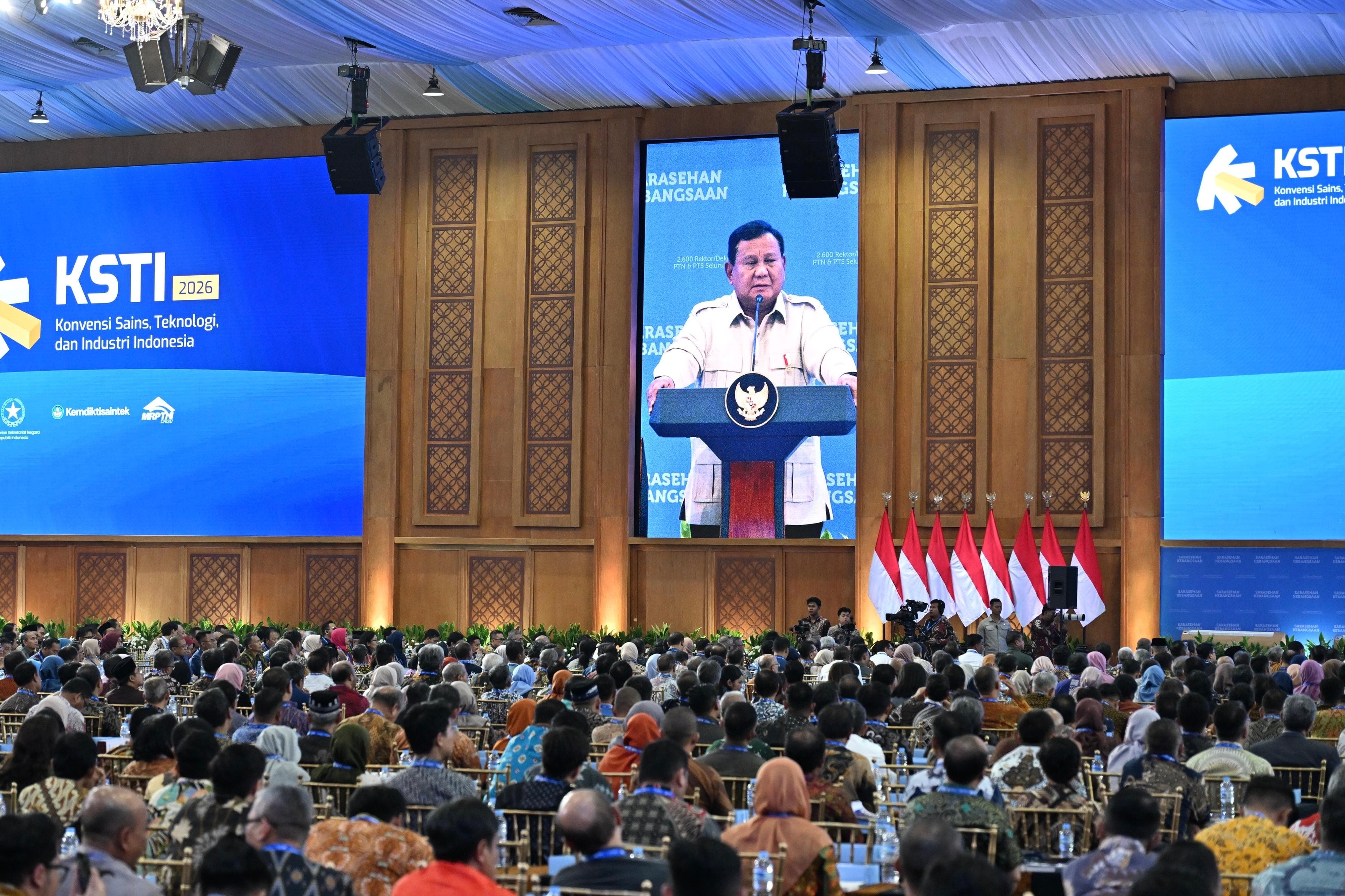 Prabowo Buka Sarasehan Kebangsaan KSTI 2026, Diikuti Ribuan Peserta dari Rektor hingga Peneliti
