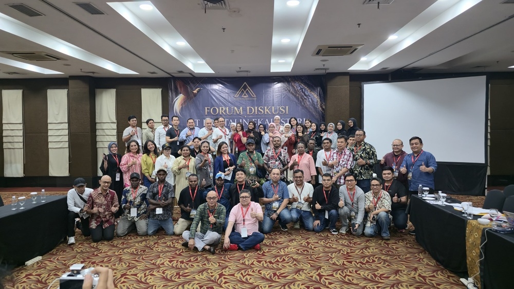 Lewat Forum Diskusi PT Kristalin Ekalestari, Warga Desa Nifasi Usulkan Program-program Kesejahteraan