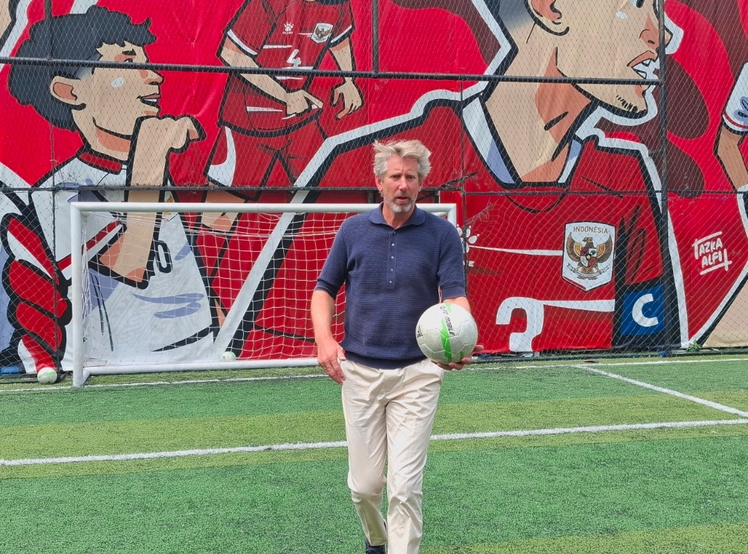 Edwin van Der Sar Harap Timnas Indonesia Bisa Segera Tampil di Piala Dunia