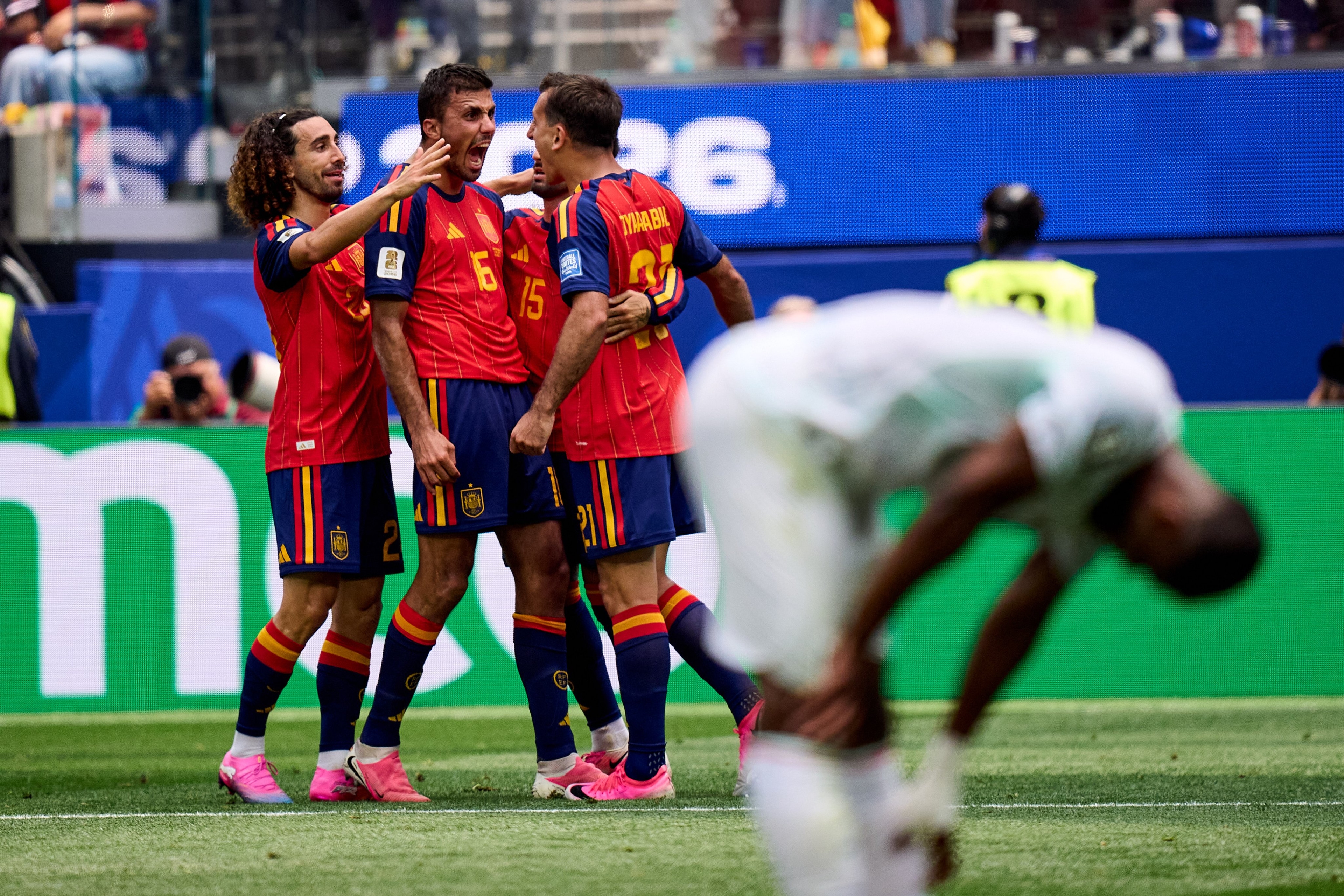 Spanyol vs Austria: Dominan, La Furia Roja Menang 3-0 Sekaligus Melaju ke 16 Besar
