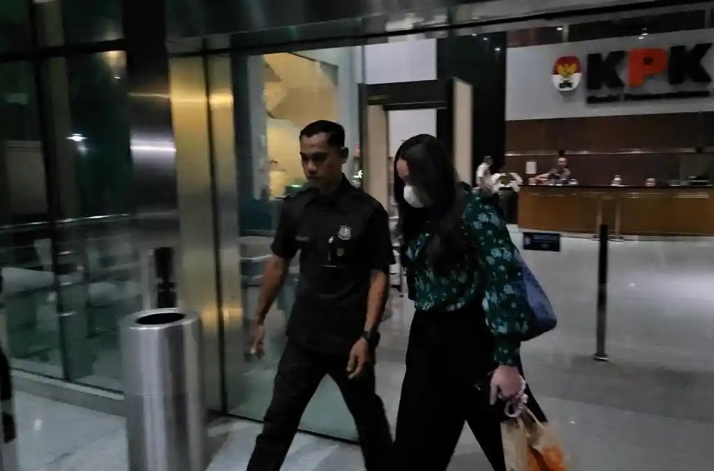 KPK Periksa Melissa B Darbang, Dalami Aset dan Aliran Uang Terkait Tersangka Heri Gunawan