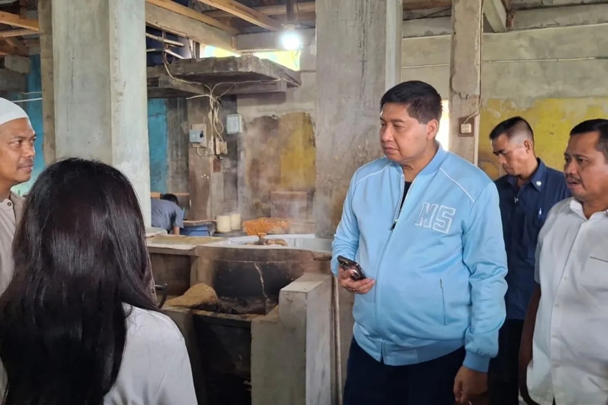 Ara: Bedah Rumah Kini Gerakkan Ekonomi Lokal dan UMKM Desa 