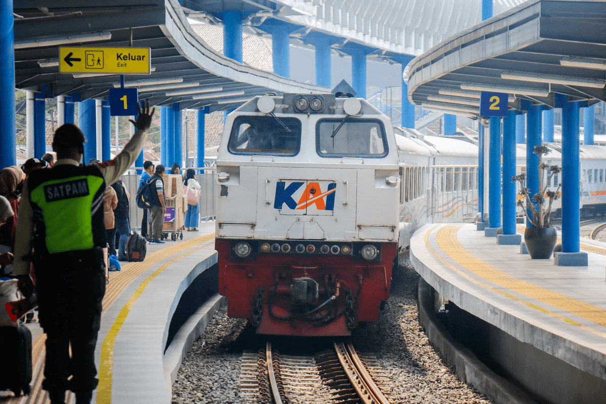 Stasiun Jombang Pastikan Tiket Kereta untuk Peserta Muktamar NU Masih Tersedia