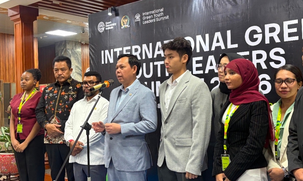 Ketua DPD Ajak Generasi Muda Pimpin Gerakan Hijau Lewat International Green Youth Leader Summit