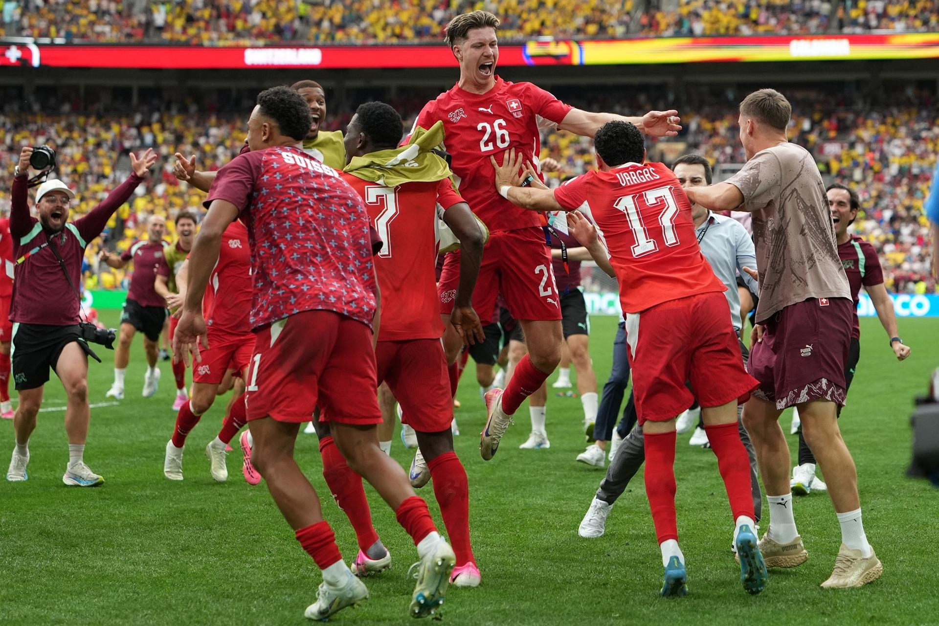 Swiss vs Kolombia: Menang Adu Penalti, Nati Tantang Argentina di Perempat Final