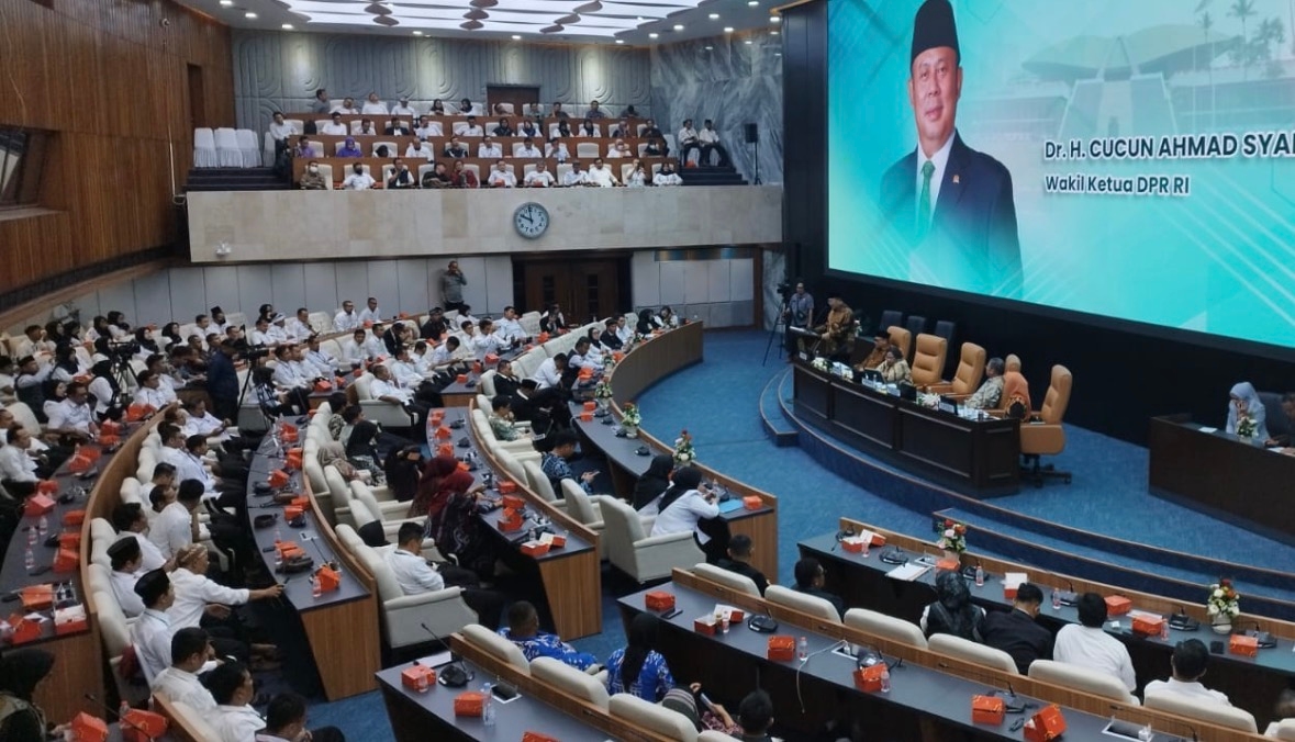 DPR Janji Kawal Aspirasi Guru dan Tuntaskan Persoalan Pendidikan