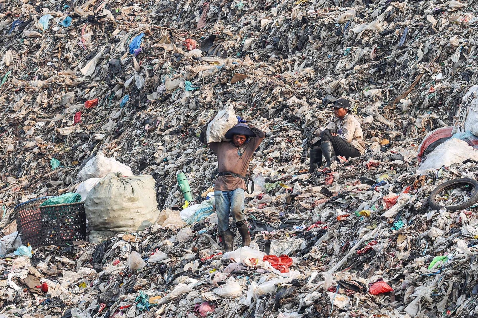 Jelang Pembatasan Sampah ke Bantargebang, Pemprov Jakarta Perlu Perkuat Edukasi ke Masyarakat
