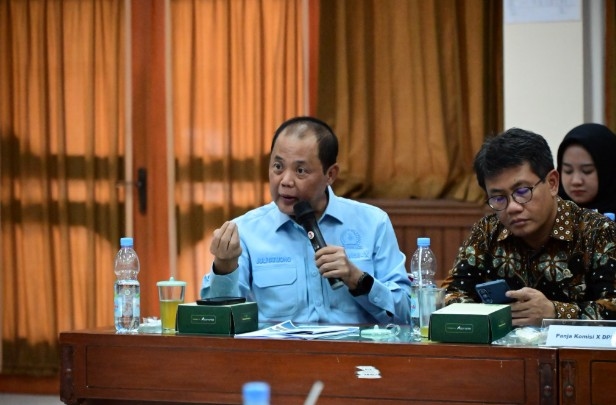 Banyak Mahasiswa Mundur dari Kampus, Juliyatmono: Pemerintah Perlu Evaluasi UKT, ASN Golongan III Saja Berat Biayai Dua Anak