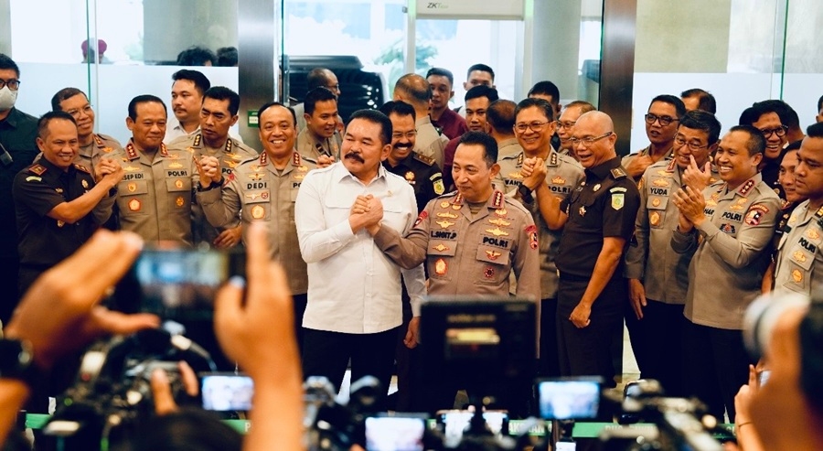 Temui Jaksa Agung, Kapolri Tegaskan Hubungan Polri dan Kejagung Tetap Solid