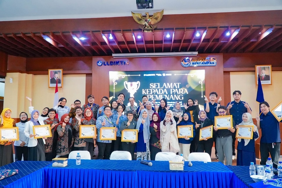 UTB Raih Juara Ketiga Anugerah Humas Diktisaintek Tingkat LLDIKTI Wilayah IV Jabar-Banten