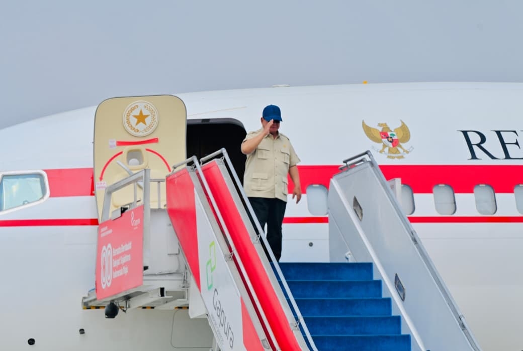 Prabowo Terbang ke Jawa Timur, Pimpin Panen Raya Serentak Tebu Padi Kedelai