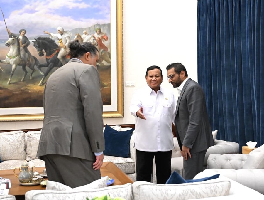 Prabowo Terima Kunjungan Direktur FBI Kembalikan Artefak yang Diselundupkan ke AS