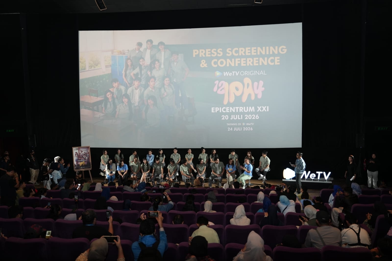 Dari AU Viral TikTok ke Layar Kaca, WeTV Original 12 IPA 4 Siap Kuras Emosi Penonton Mulai 24 Juli