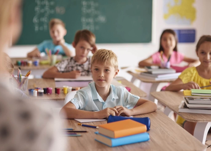 Tekan Krisis Kesehatan Mental Anak, Kemenkes Luncurkan Buku Pertolongan Luka Psikologis