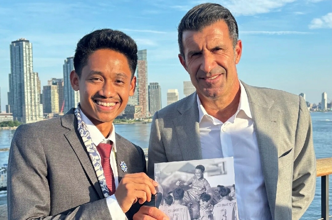 Luis Figo Antusias dengan Konsep Liga Universitas, Gerakan Sepakbola Mahasiswa Indonesia Curi Perhatian di PBB