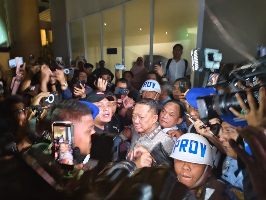 Kejagung Jebloskan Mantan Jampidsus Febrie Adriansyah ke Rumah Tahanan