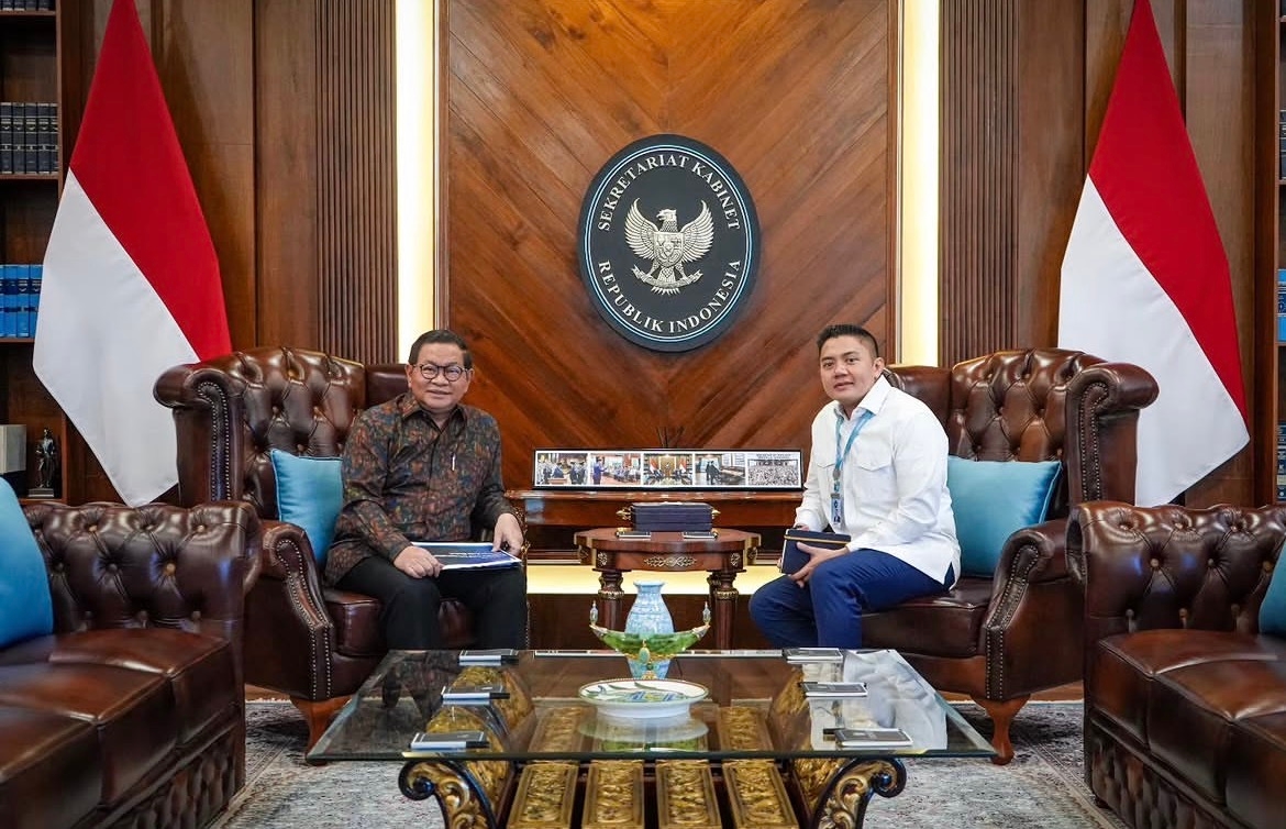 Reuni Dua Seskab: Teddy Indra Wijaya dan Pramono Anung Bahas Program Strategis Jakarta