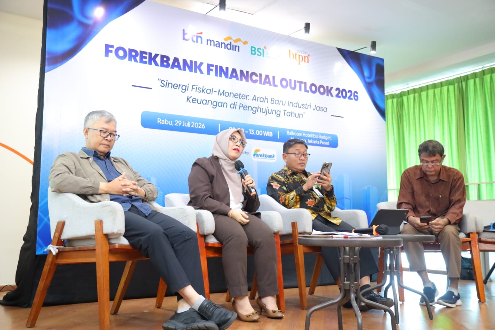 Ekonom Apresiasi Pemerintah Usai Sederet Kabar Baik Perekonomian RI