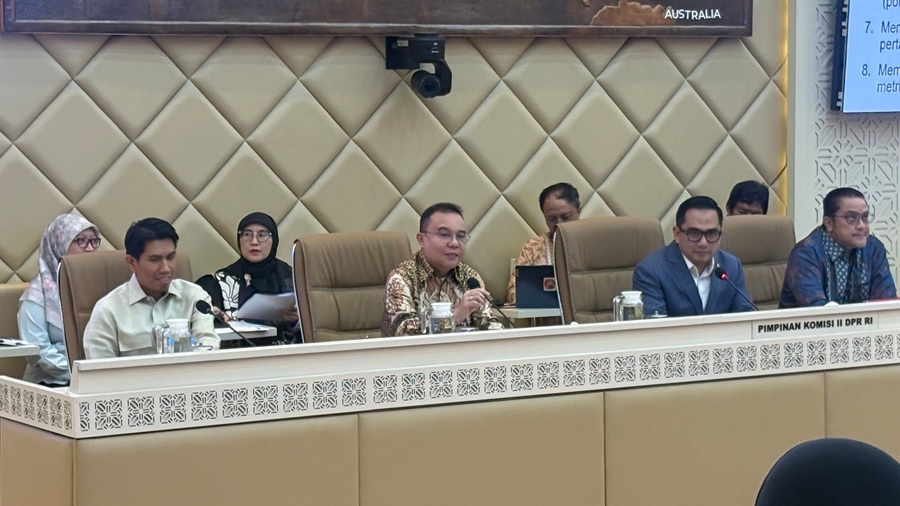 Dasco Ikut Rapat Komisi II, Bahas Gaji Kepala Daerah hingga Dana Bagi Hasil