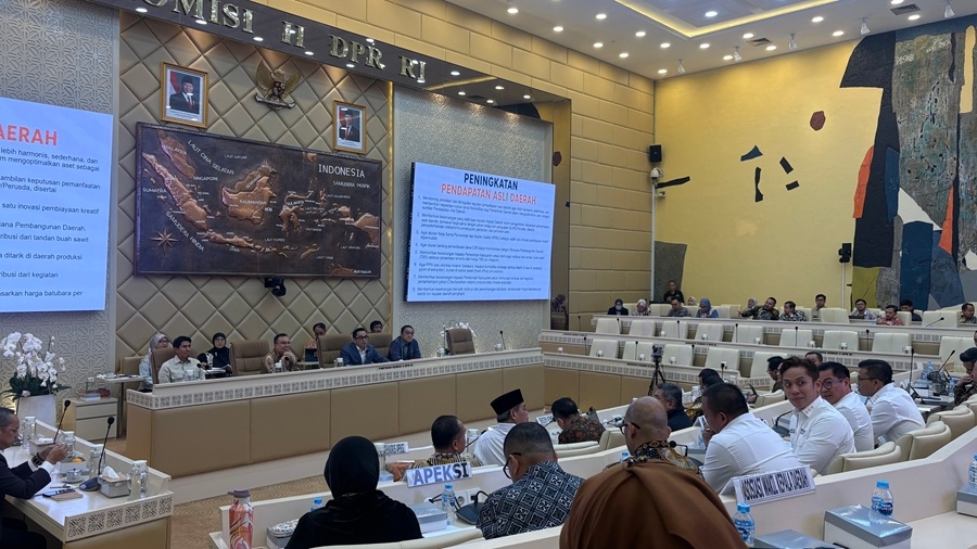 Politisi PDIP Deddy Sitorus Sebut Wartawan 'Gerombolan Sirkus' di Rapat DPR, KWP Bakal Tempuh Jalur Hukum