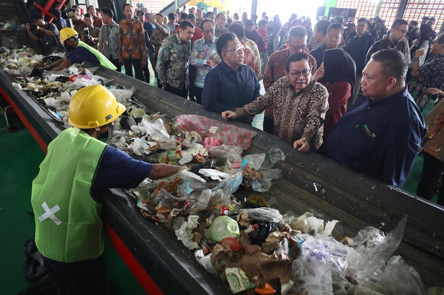 Sistem Pengelolaan Sampah Jakarta Diubah Total, Mulai 1 Agustus Hanya Residu Dikirim ke Bantargebang