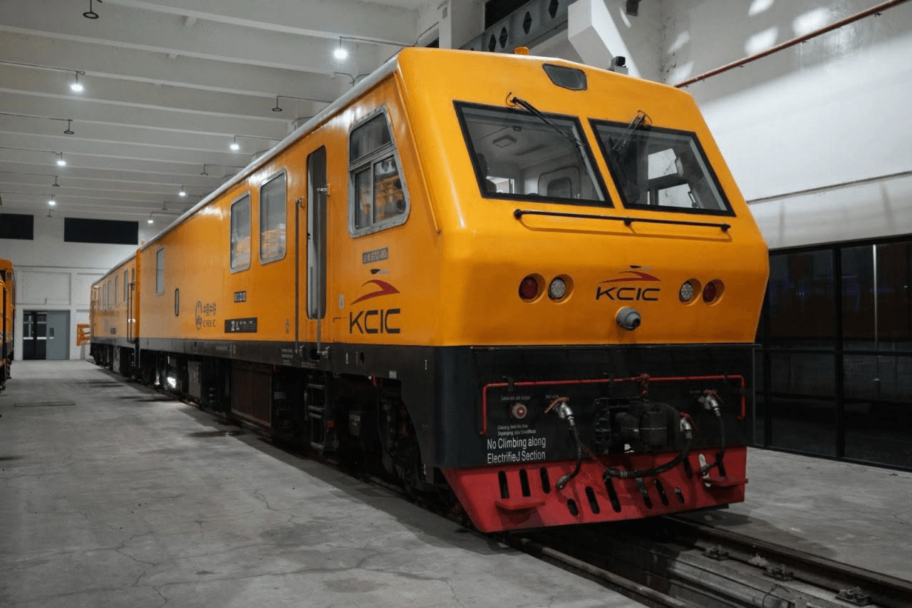 KCIC Gunakan Biodiesel B40 untuk Kereta Kerja Whoosh, Siap Beralih ke B50