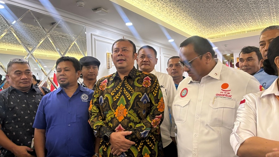 DPR: Buruh dan Apindo Sudah Duduk Bersama Bahas Outsourcing hingga Kontrak Kerja