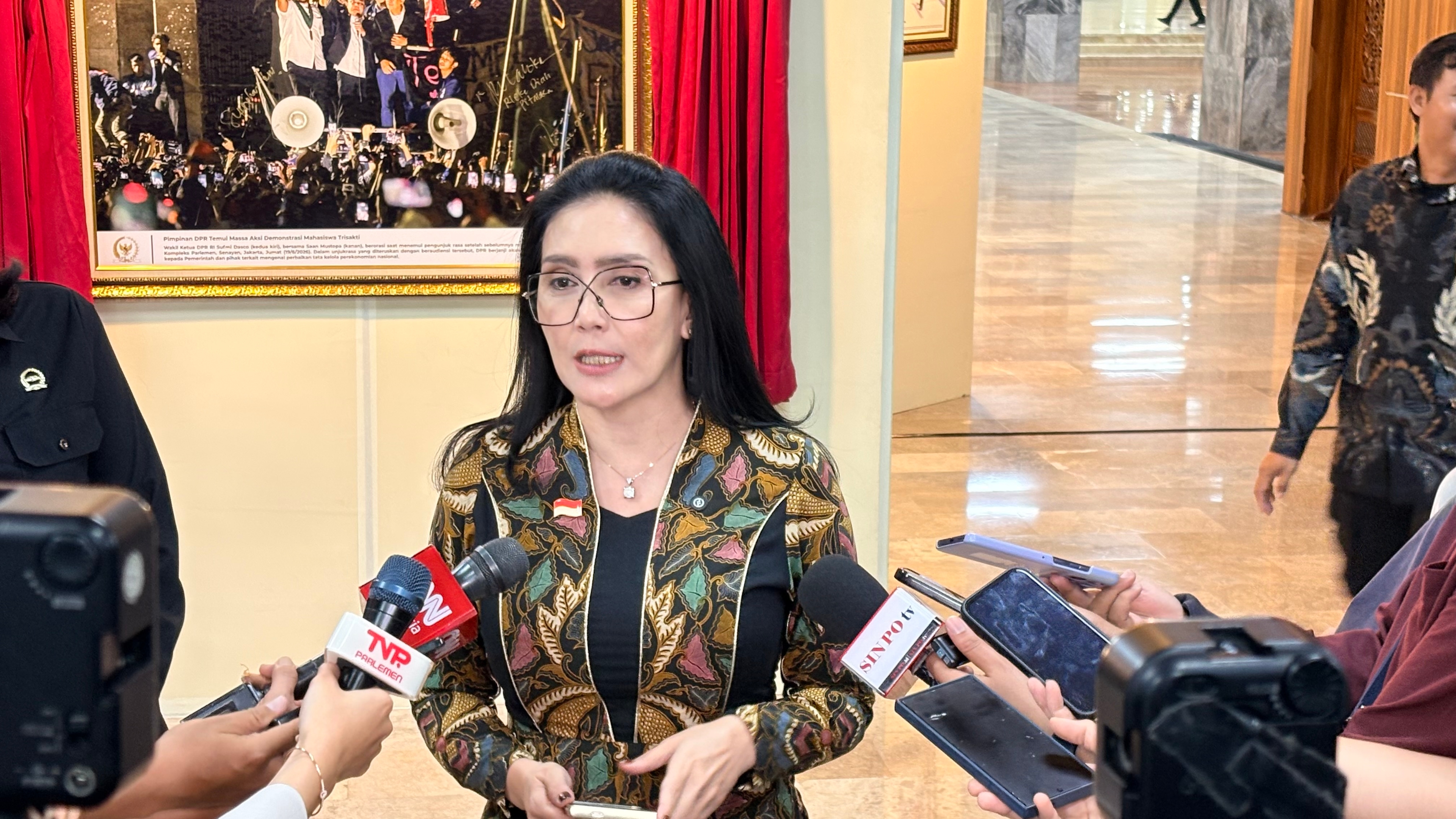 Rieke Diah Pitaloka Protes Pilot WNA Bawa Narkoba Lolos Imigrasi: Kok Bisa?