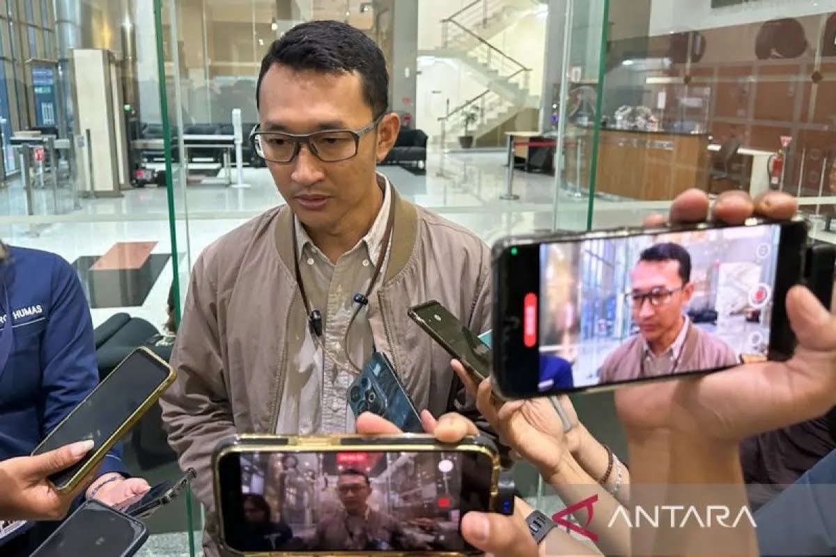 KPK Periksa Anak Anwar Sadad Terkait Kasus Korupsi Dana Hibah Pokmas Jatim