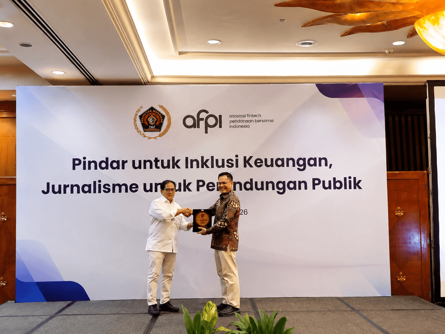 OJK Minta Media Pakai Istilah Pindar, Bukan Lagi Pinjol untuk yang Legal