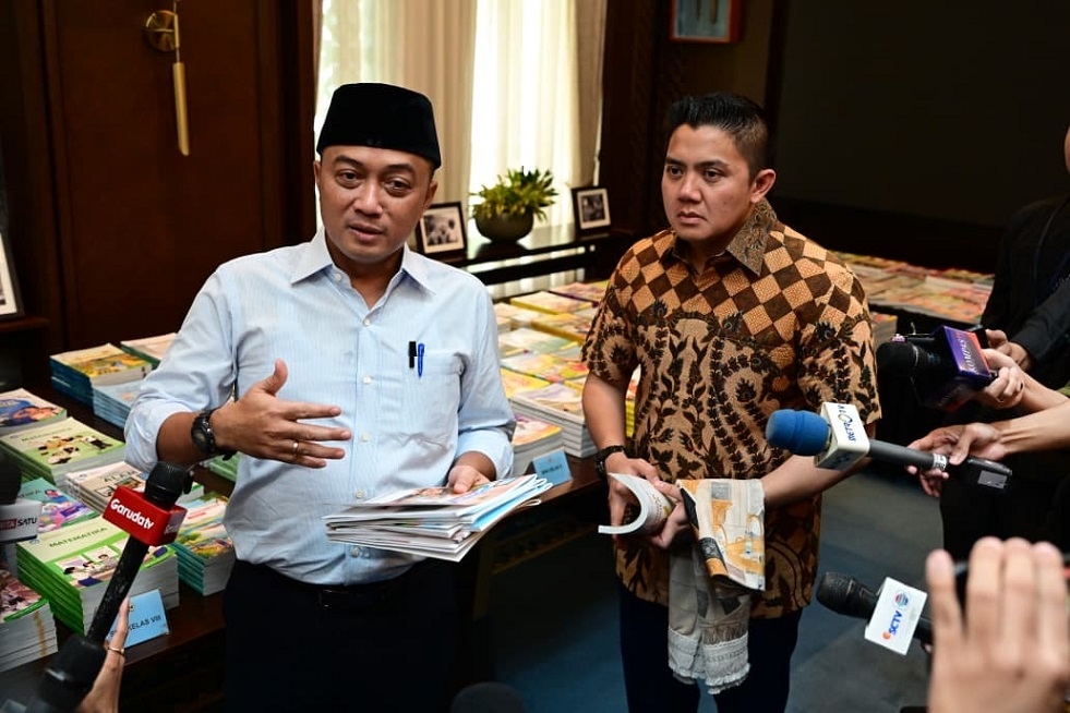 Presiden Prabowo Perkuat Fondasi SDM Indonesia Lewat Pembaruan Buku Ajar hingga Budaya Membaca