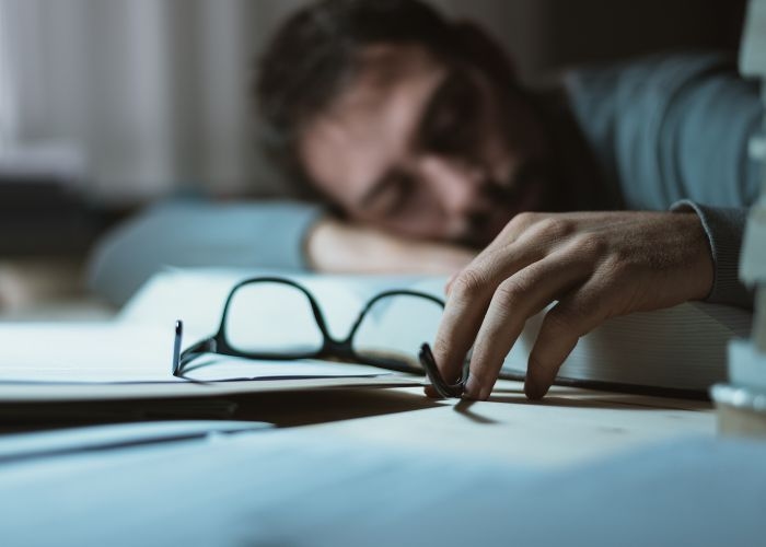 5 Tips Kesehatan untuk Memperbaiki Pola Tidur agar Tubuh Lebih Bugar