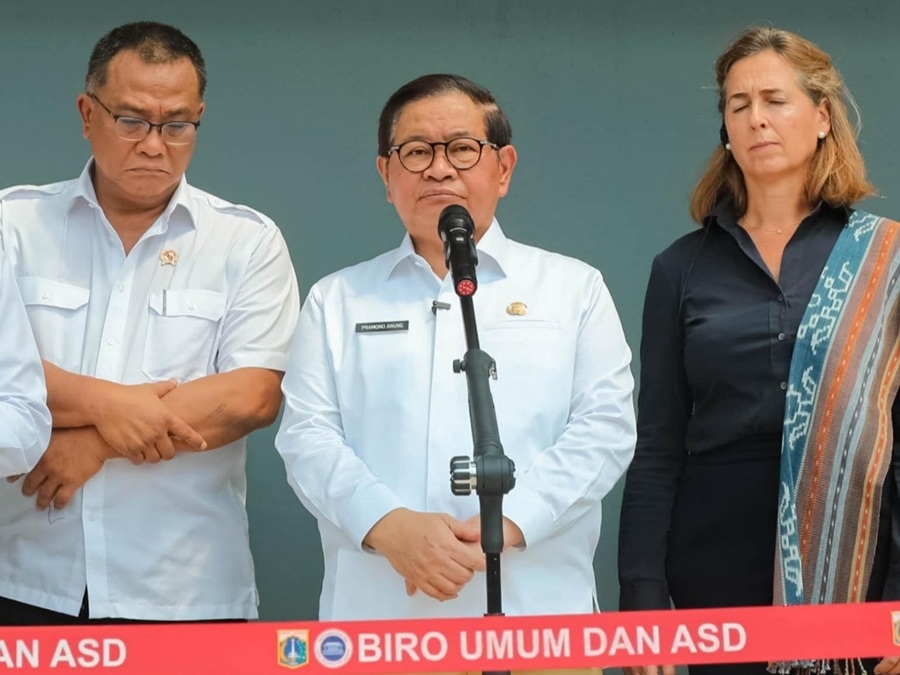 Pramono Anung Janji Umumkan Nama-nama Perusahaan Pembuang Sampah Sembarangan