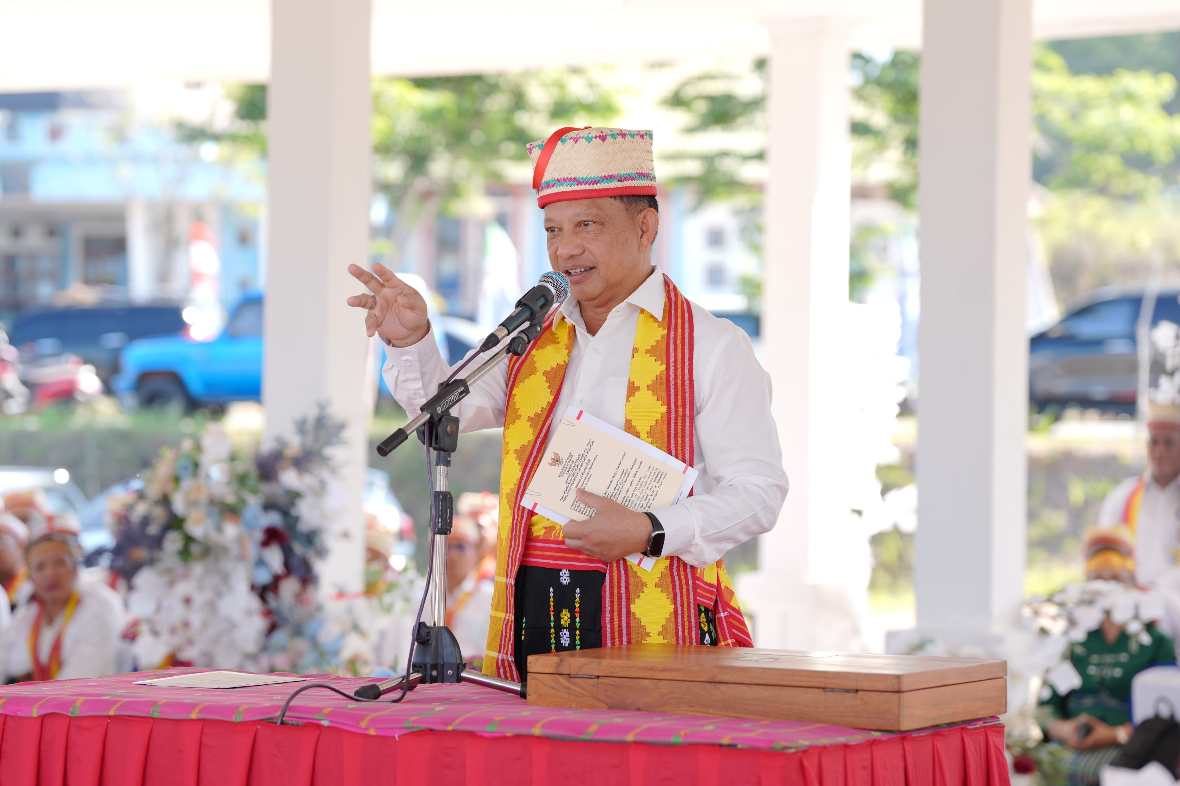 Hadiri Upacara HUT RI di Manggarai Timur, Mendagri Komitmen Percepat Pemulihan Pascagempa NTT