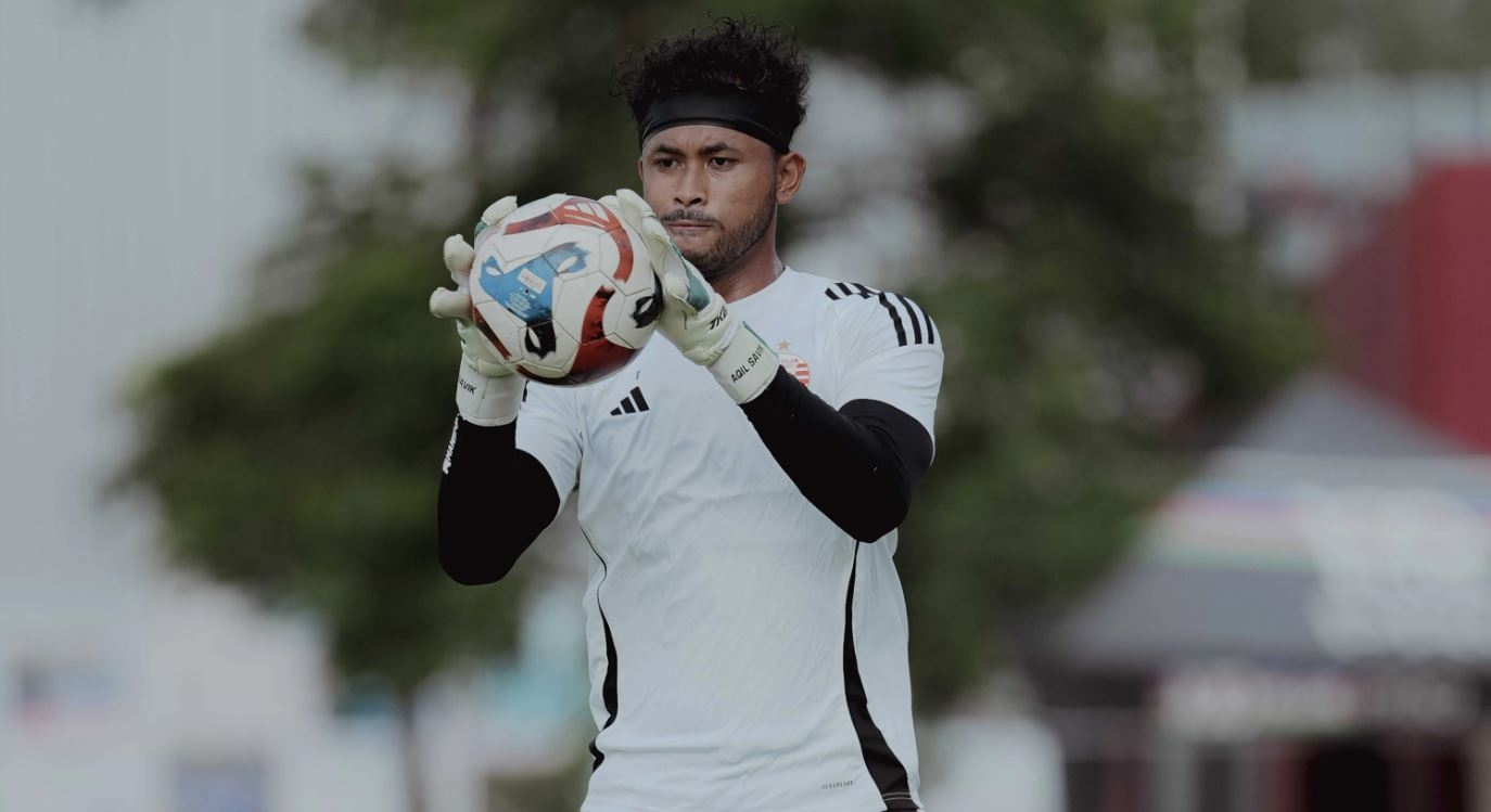 Latihan Kiper Persija Lumayan Berat, Dituntut Ikut Bangun Serangan dari Belakang