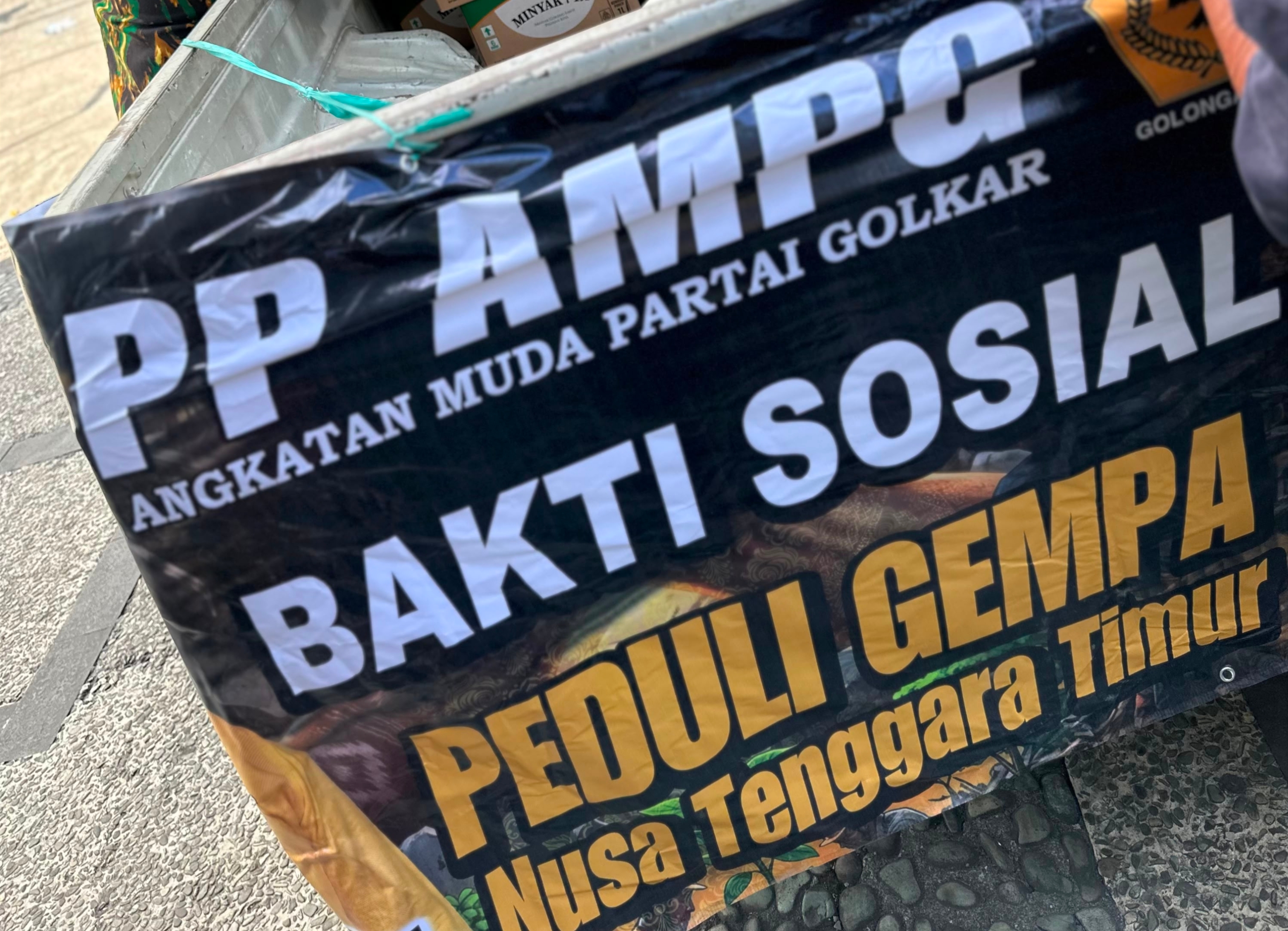 Tim Relawan Tanggap Bencana PP AMPG untuk NTT, Mulai Bagi Kebutuhan di Posko Pengungsi Korban Gempa Bumi NTT