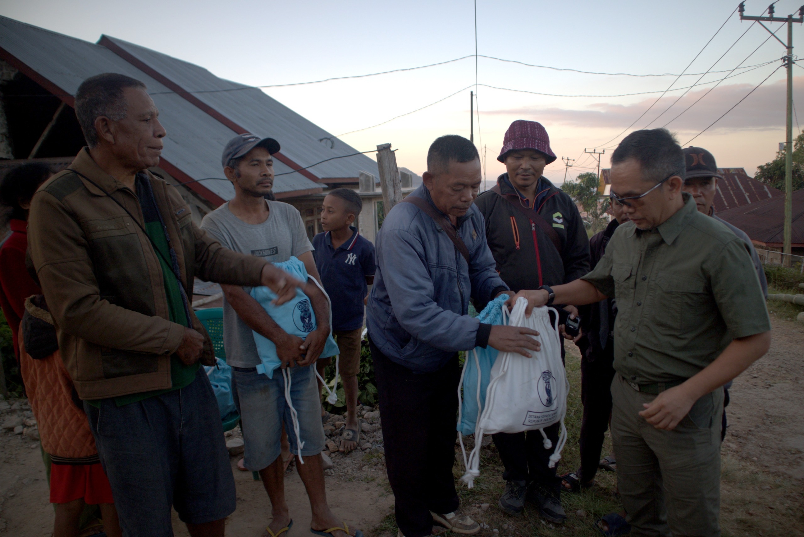 BNPB Pastikan Seluruh Bantuan Pemerintah Diterima Langsung Warga Terdampak Bencana NTT
