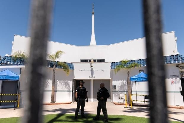 Remaja 17 Tahun Didakwa Pembunuhan Usai Livestream Penembakan Masjid San Diego
