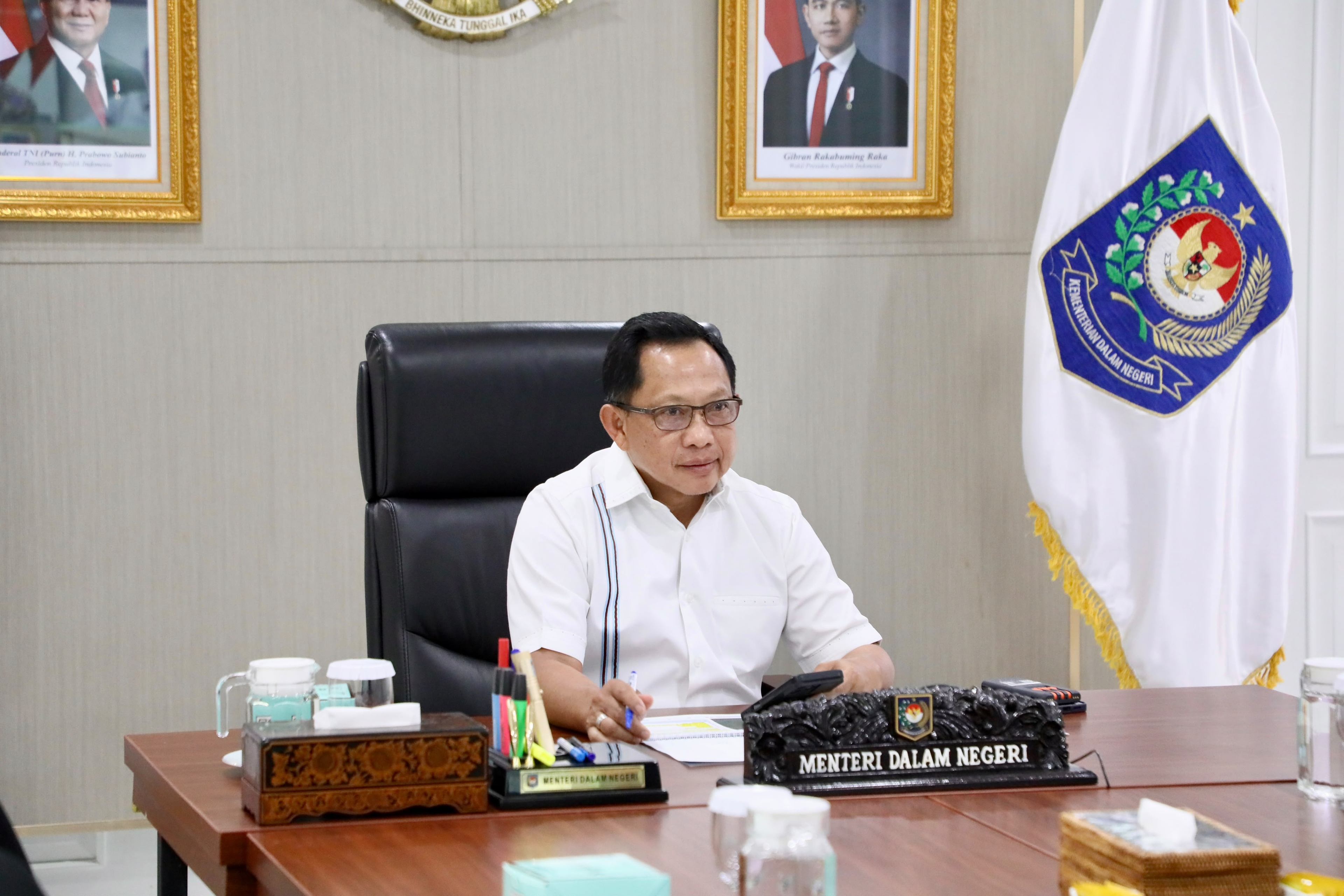 Mendagri Minta Pemda Terdampak Sebaran Abu Vulkanik Anak Krakatau Sesuaikan Pelayanan Publik