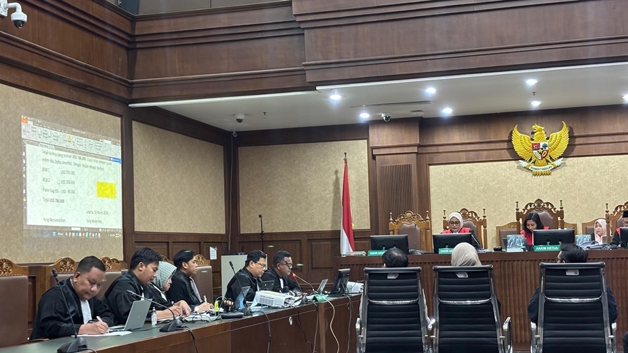 Jaksa Pamerkan Range Rover hingga Tas Mewah Sitaan dari Mantan Tenaga Honorer Kemenag