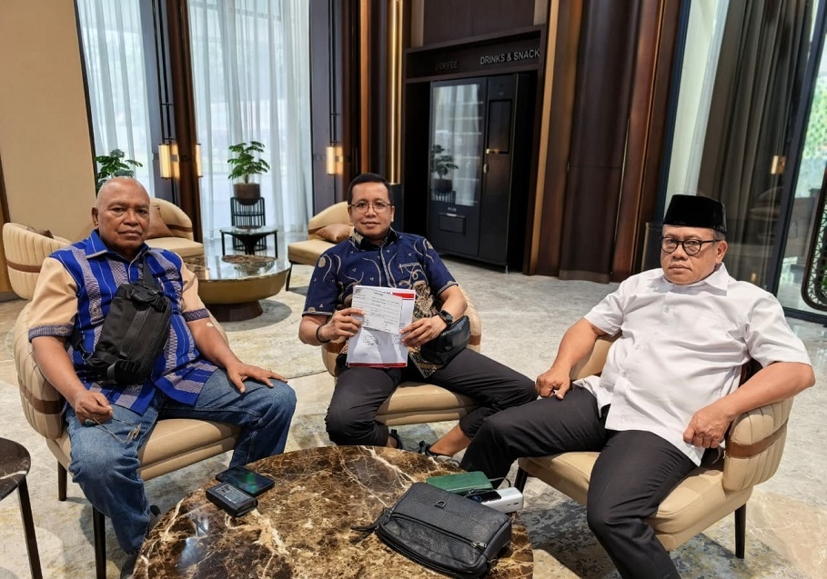 KOSMAK Desak Kejagung Tetapkan Tersangka dalam Korupsi Pengelolaan Dana Sawit yang Merugikan Negara Rp176 Triliun
