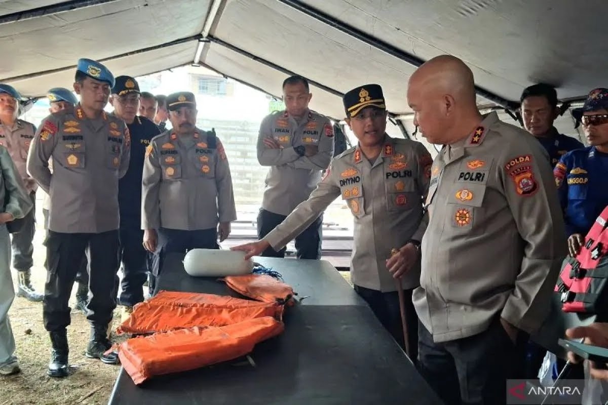 Pelampung yang Ditemukan TNI AL Bukan Milik Kapal Rombongan Jurnalis