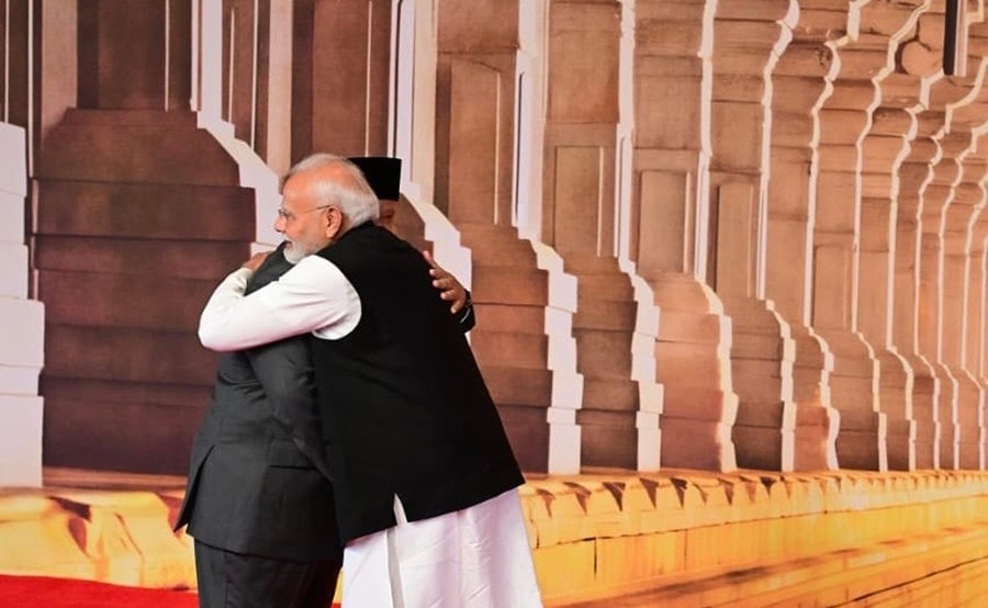 Peluk Hangat Prabowo di KTT BRICS, PM Modi Tunjukkan Simbol Persahabatan